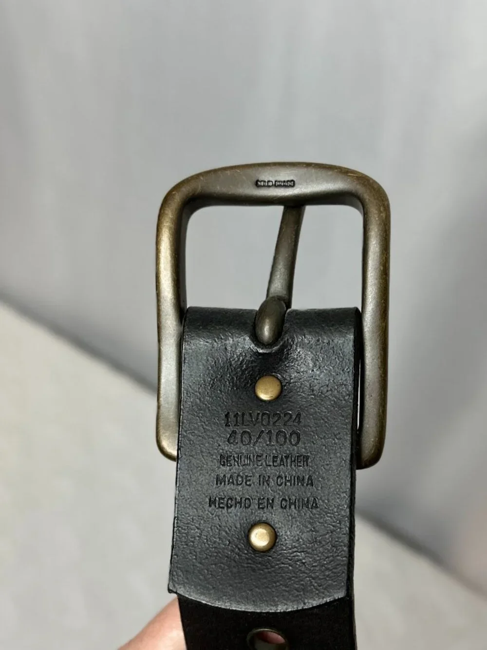 Levi’s Black Genuine Leather Single Grommet Belt Size 40 Western Preppy Utility